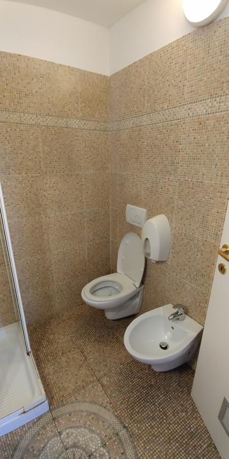Hotel Barabba Quattro Castella Eksteriør billede